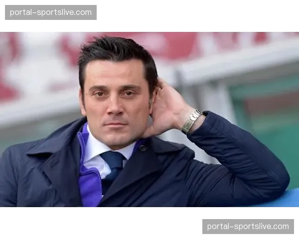 专访维拉队长麦金:谈球队欧战目标与更衣室领袖责任 专访维拉队长麦金:谈球队欧战目标与更衣室领袖责任